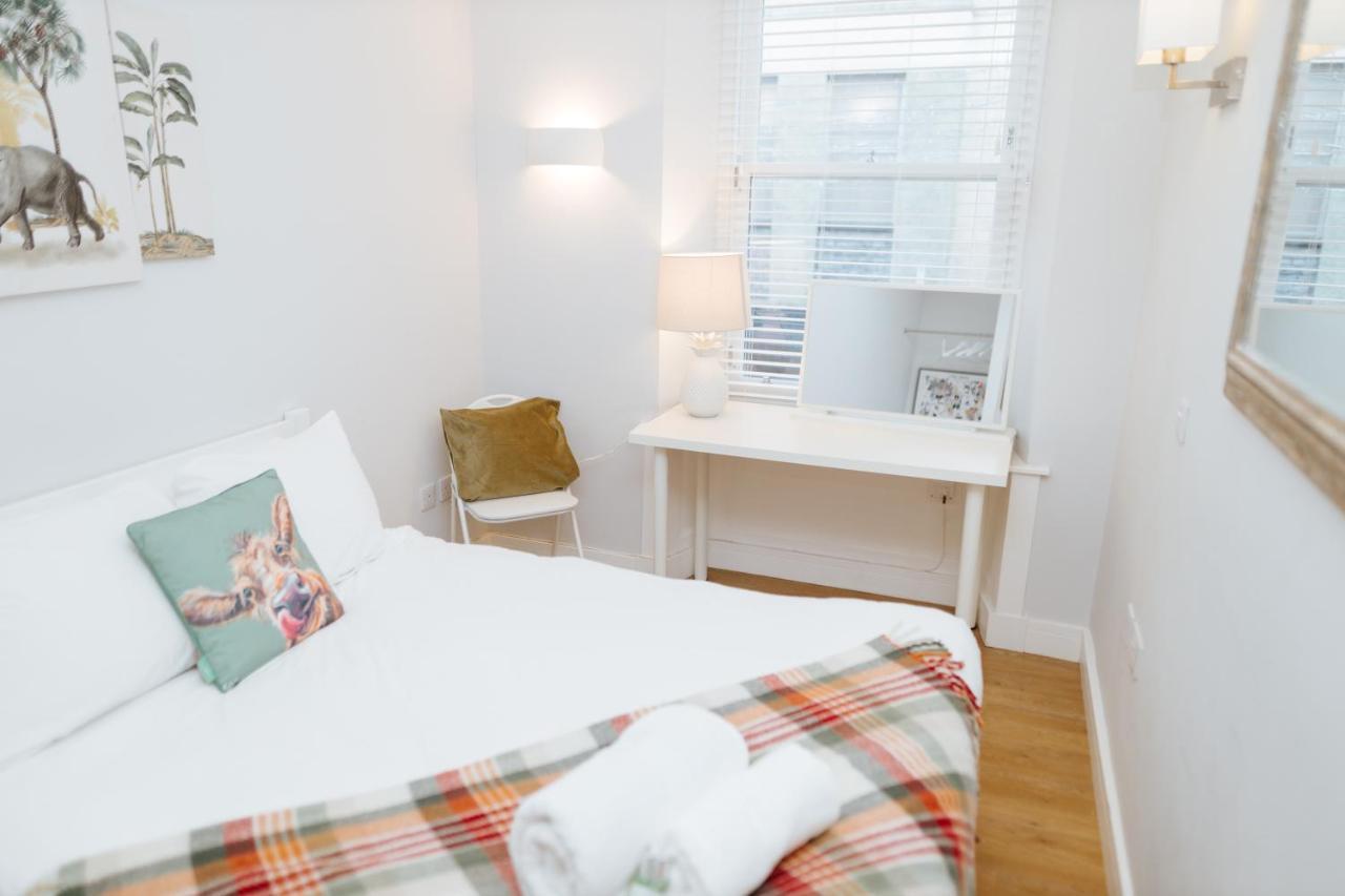 Luxury Modern 3 Bedroom Apartment In City Centre Edimburgo Exterior foto